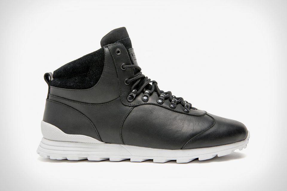 CLAE Robinson Mid-Top Hike Runner CLAE Robinson Mid-Top Hike Runner