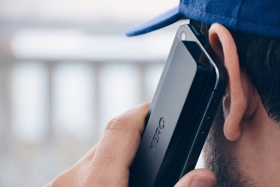 Power Annex External Battery Sticks to Your Phone Power Annex External Battery Sticks to Your Phone